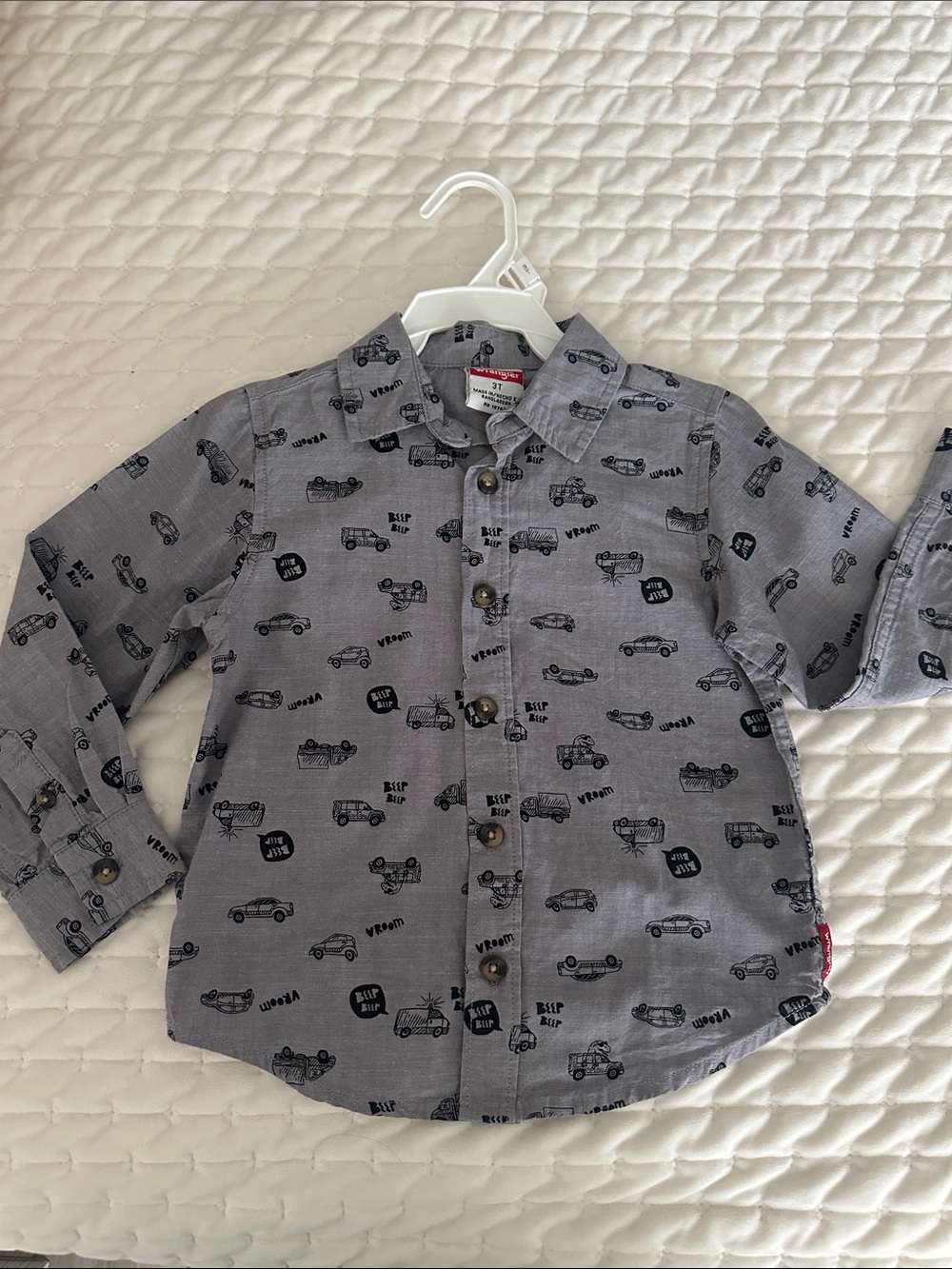 Wrangler Gray Button-Down Shirt with Car Print